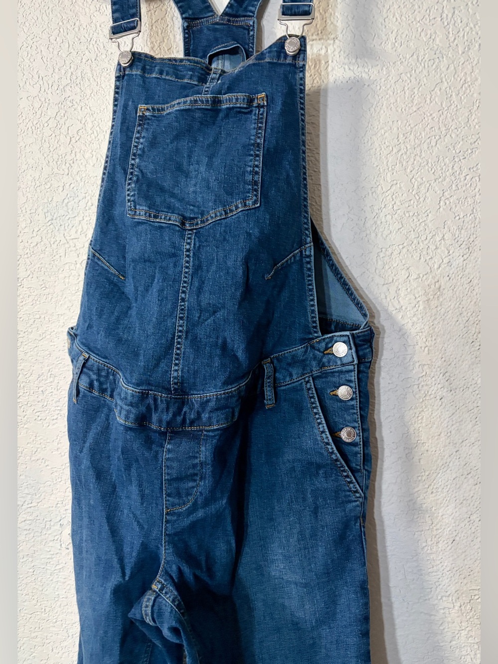 GAP Maternity Denim Medium Wash Overalls relaxed Fit size M - Picture 3 of 7